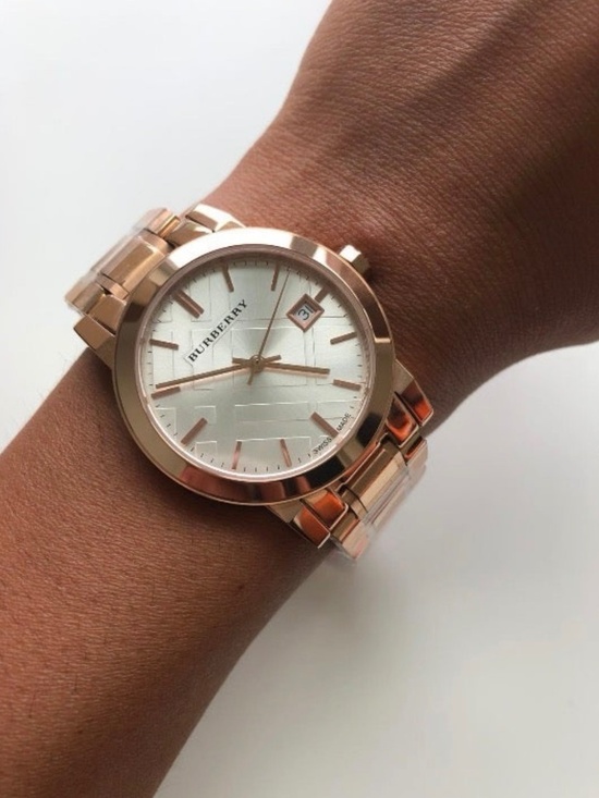 BRAND NEW Burberry Rose Gold Watch BU9104